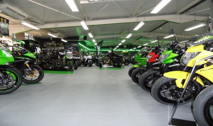 Kawazaki Motoworld en dalles PVC PRO7 gris moyen